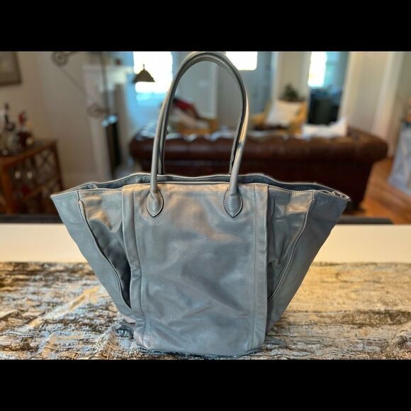 Valentino Fiore Tote Bag with Small Pouch - Leather - Grey - Picture 8 of 9
